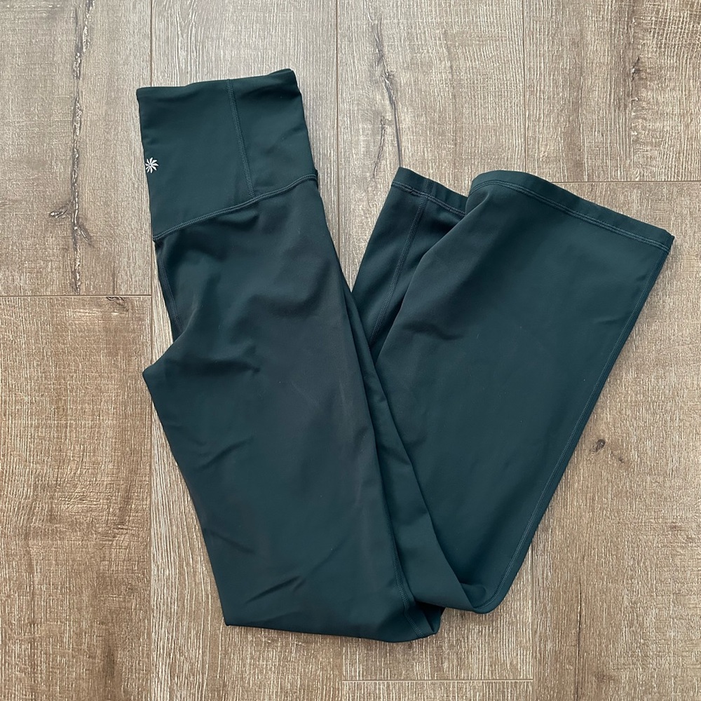 Athleta Elation Flare Pant Legging size S